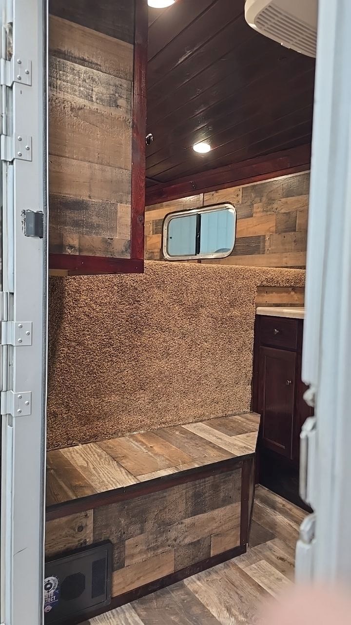 Custom horse trailer living quarters by JAKShax, photo 3