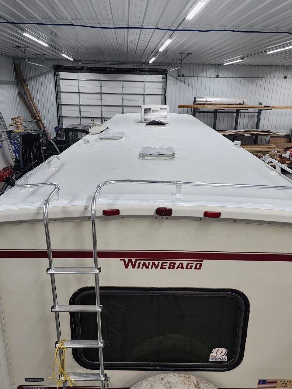Winnebago roof before repair